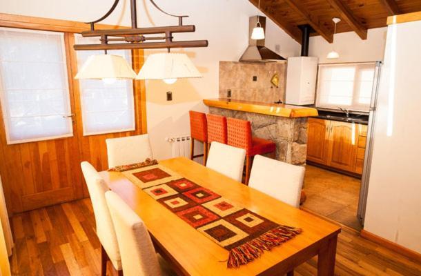 Complejo Patagon Sma Hotell San Martín de los Andes Rum bild